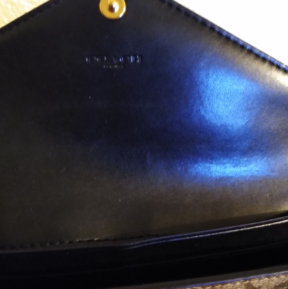 Authentic Coach Wallet - Picture 2 of 4